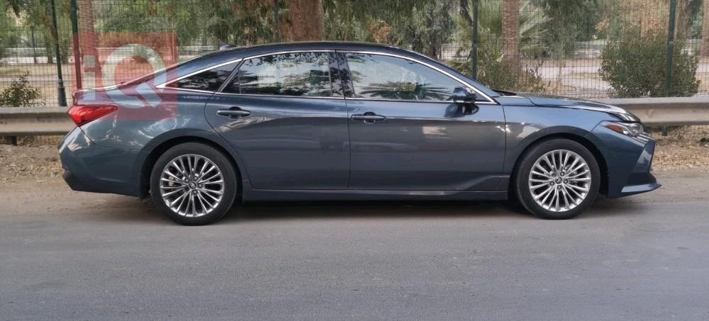 تويوتا أفالون